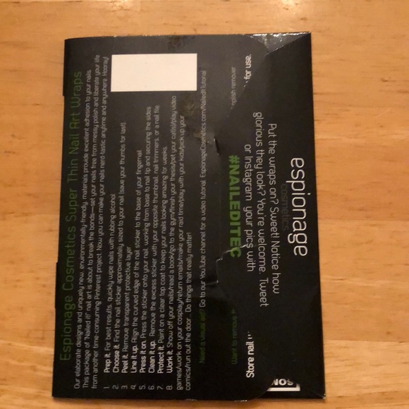 Espionage Cosmetics Nail Wrap Silver and Gold - Picture 2 of 3